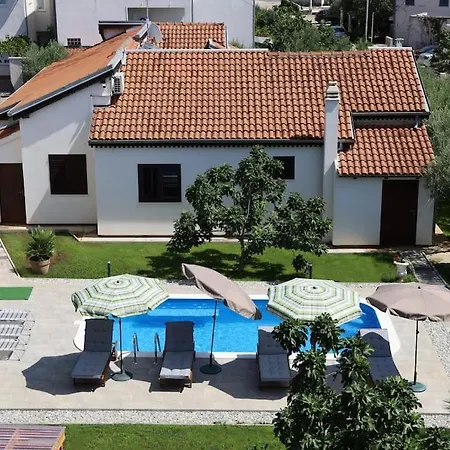 Lam-min * Vodice