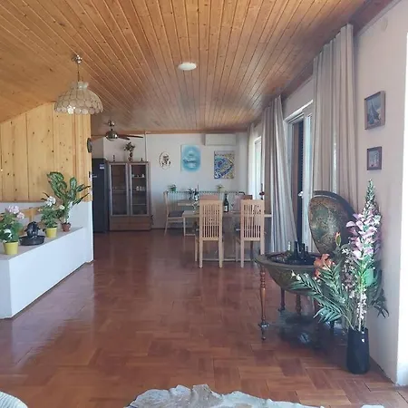 Apartment Lam-min